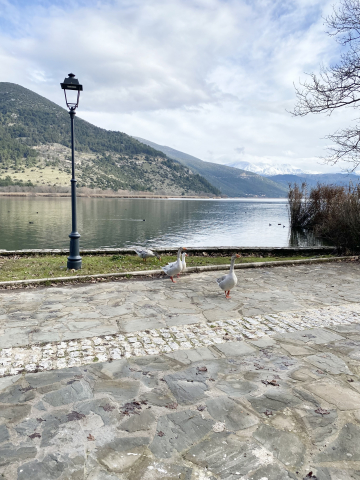 Näkymä Ioanninan saarelta Kreikassa