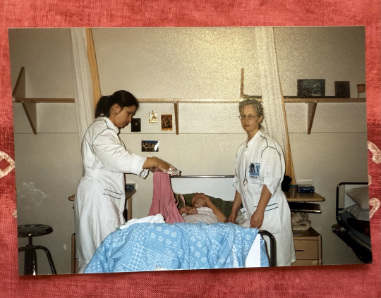 Oksana Smirnova nuorena hoitotyössä