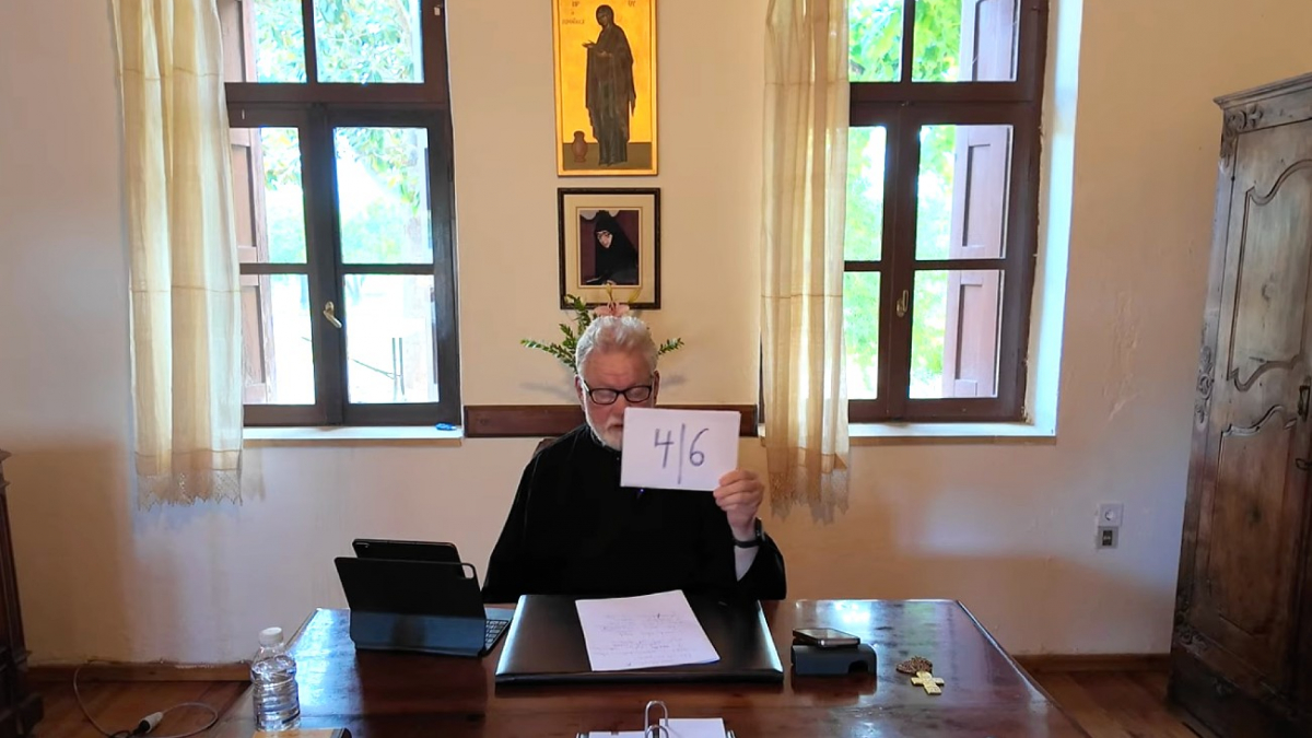 Isä Rauno Pietarinen opettaa YouTubessa kuvakaappaus