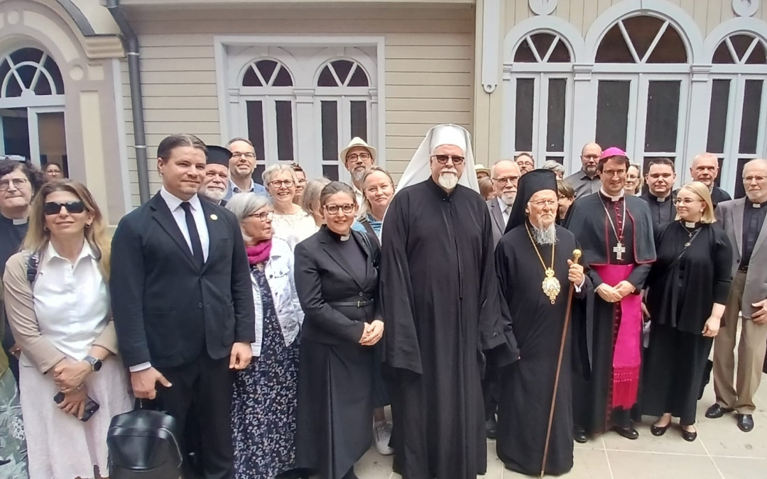 Arkkipiispa Elia , piispa Raimo ja patriarkka Bartolomeos Fanarissa toukokuussa 2025