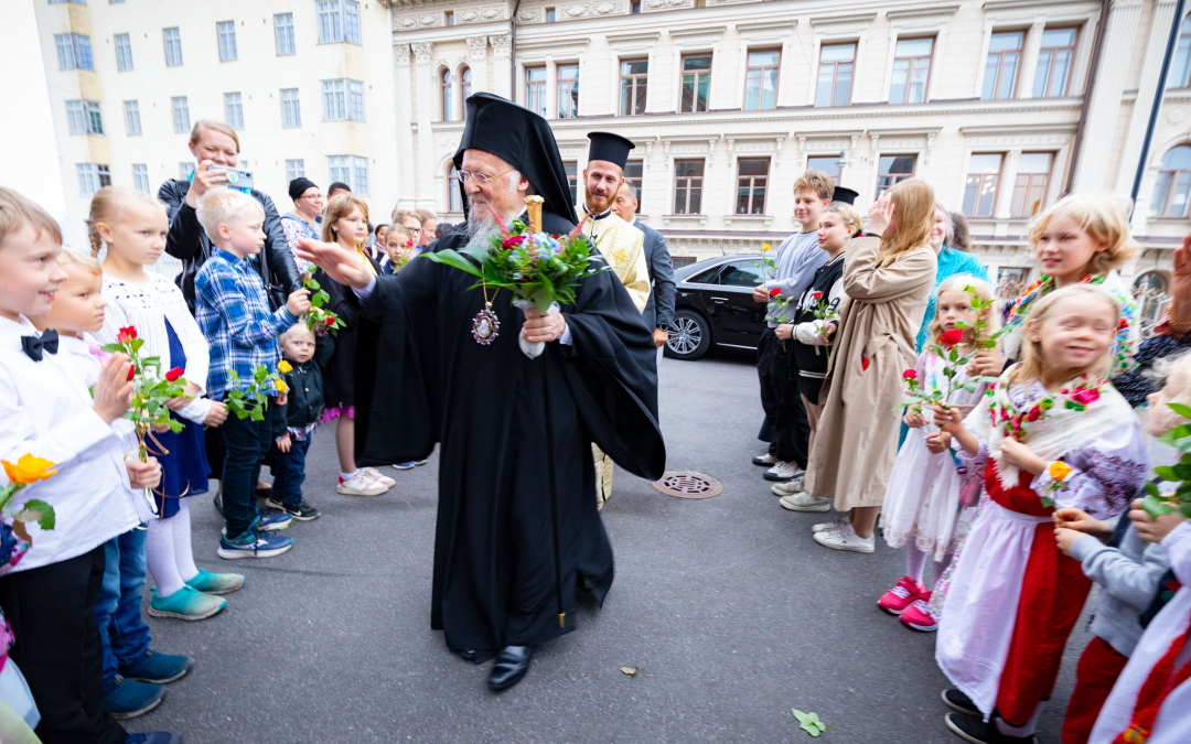 Patriarkka Bartolomeos Uspenkissa 10-23 ja kukkakuja