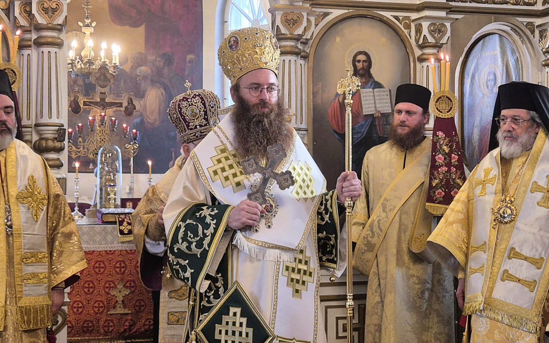 Vasta vihitty piispa Damaskinos