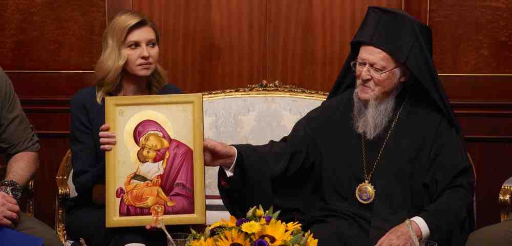 Olena Zelenska Ekumeenisessa patriarkaatissa patriarkka Bartolomeoksen luona 2. lokakuuta 2022