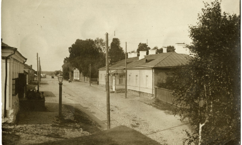Lappeenrannan pappilatalo vanhassa valokuvassa