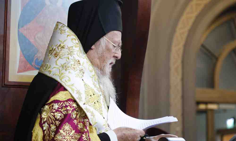Patriarkka Bartolomeos puhuu Uspenskissa syyskuussa 2023